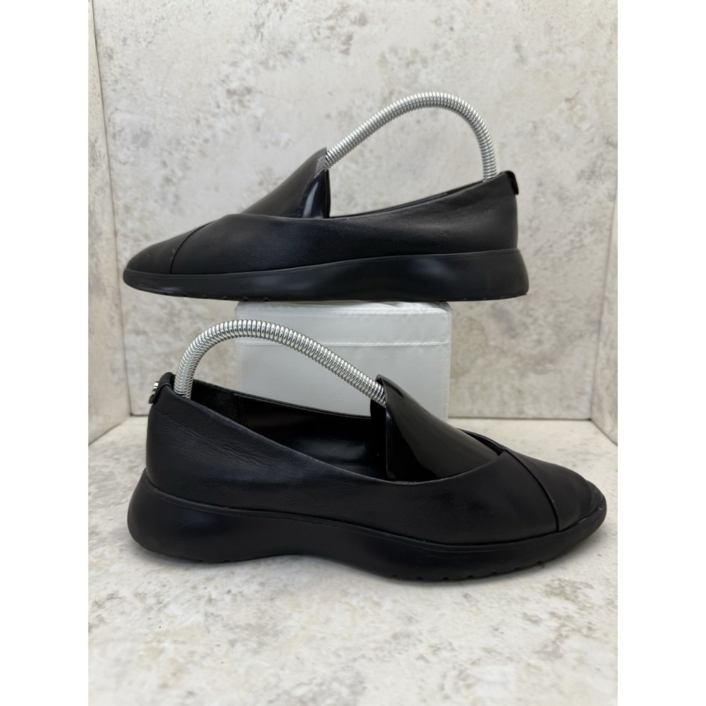 Taryn Rose Women's 7.5B Flat Comfort Slip-On Leather Black Cushioned Shoes